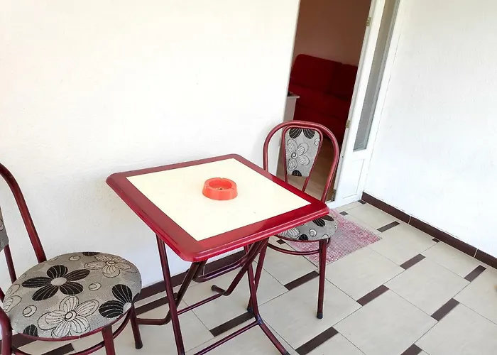 Central Studios & Rooms