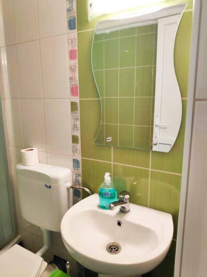 Apartment &